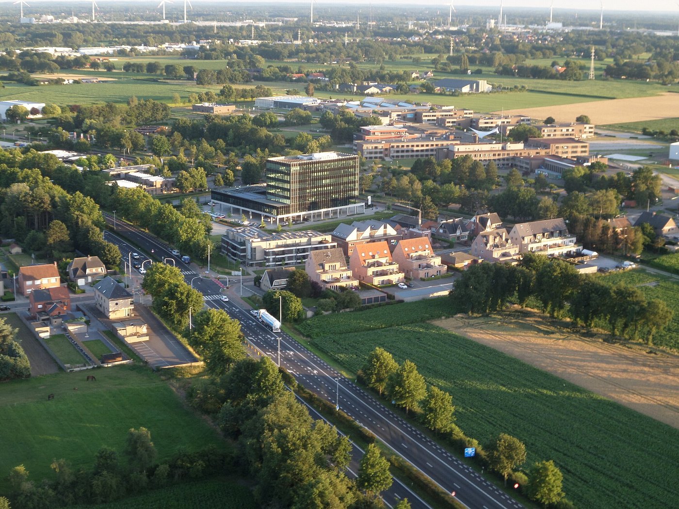 uitzicht HIK Geel tijdens ballonvaart